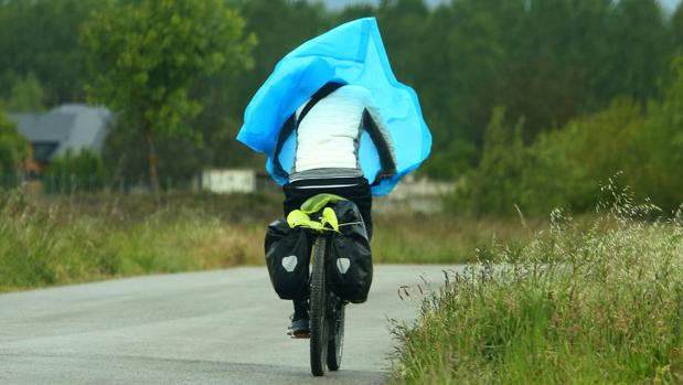 Alerta en toda Castilla y León por fuertes vientos, que podrían alcanzar los 100 kilómetros por hora