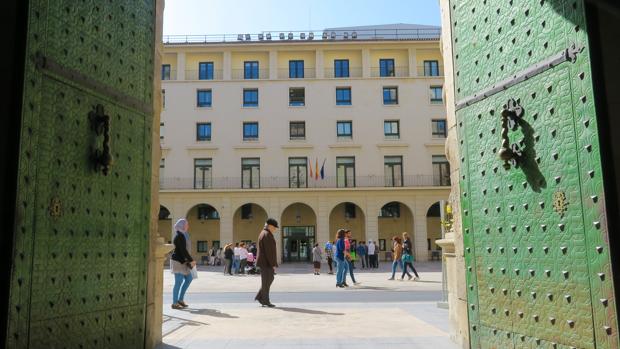 Condenan a 25 años de cárcel a un hombre por matar a su pareja a golpes con una piedra porque le dejó