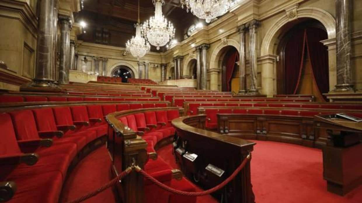 Salón de Plenos del Parlamento catalán