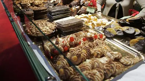 Dulces tradicionales de mercado de Navidad de Valencia