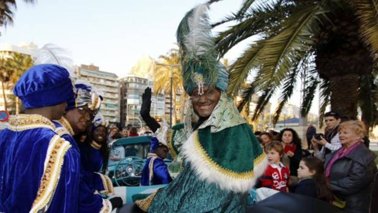 Llegada de los Reyes Magos a Alicante, para la cabalgata de otro año