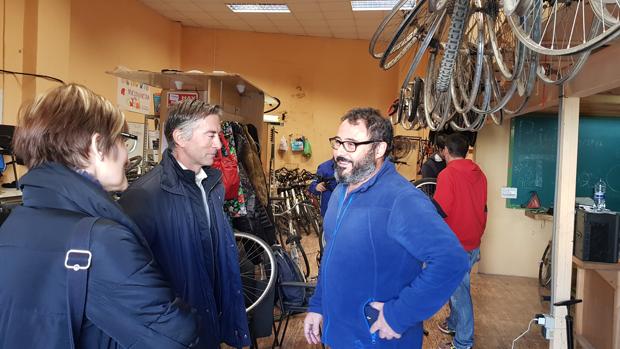 Aigües de l'Horta colabora con el proyecto social y de movilidad sostenible «Bicis para todas»