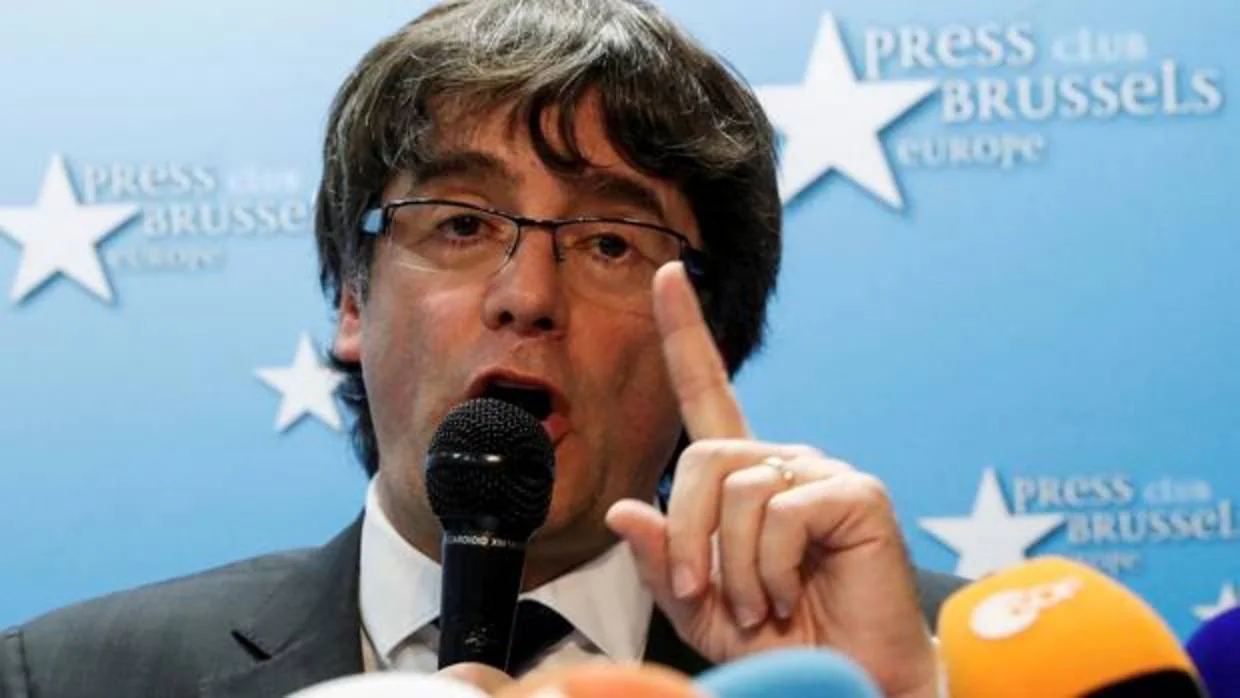 Puigdemont en una rueda de prensa en Bruselas el pasado mes de octubre