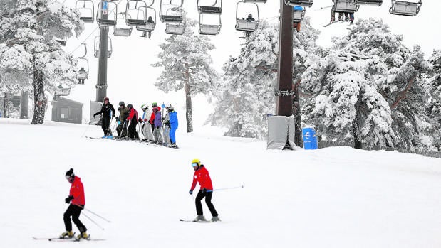 Estaciones de esquí: la cara más divertida de la gran nevada