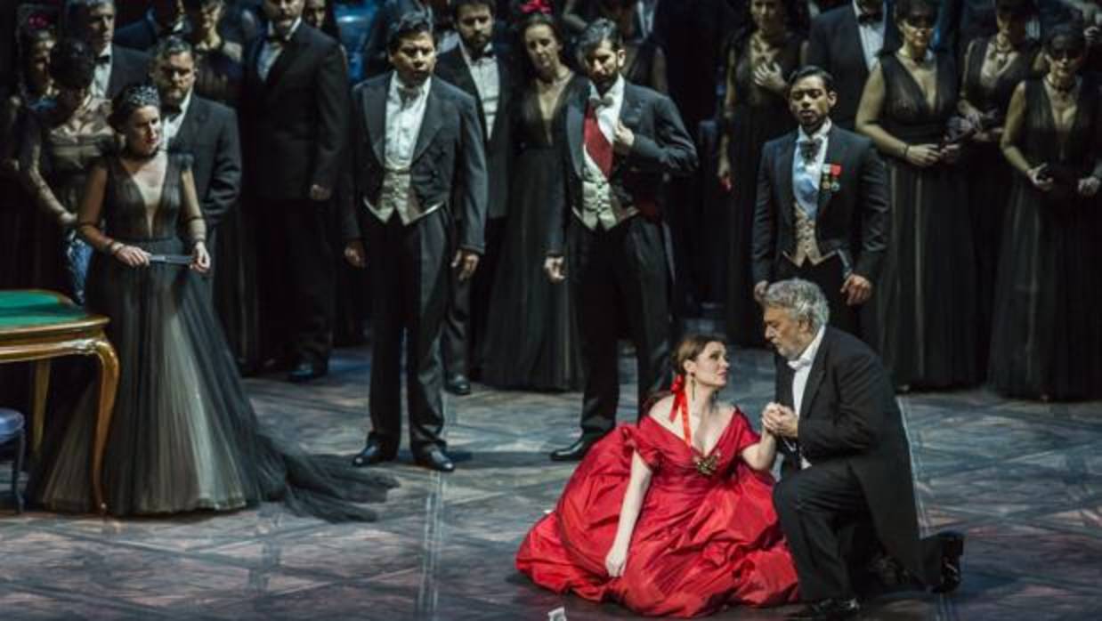 Imagen de archivo de la ópera «La Traviata» en el Palau de les Arts