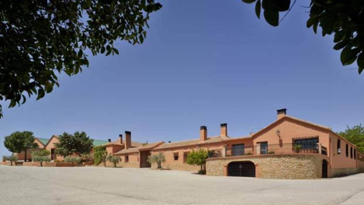 Instalaciones de Bodegas Balmoral, en Alpera (Albacete)