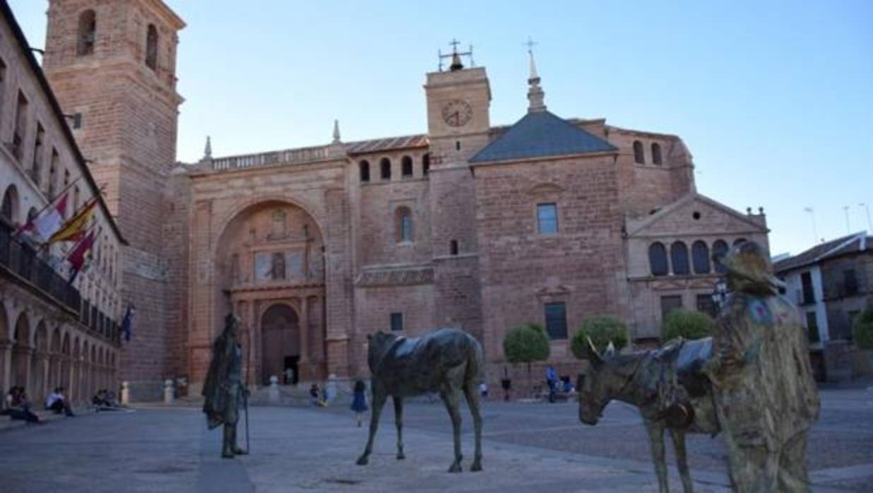 Plaza Mayor de Villanueva de los Infantes