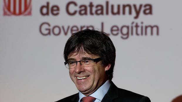 Juristas avisan al Gobierno de que si se garantiza a Puigdemont que no será detenido habrá prevaricación