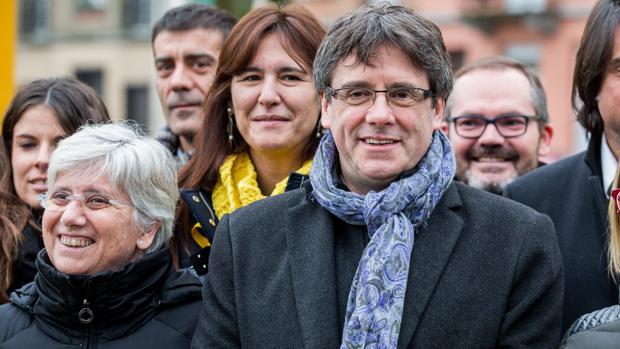 Puigdemont tenía intención de votar en la constitución del Parlament desde Bélgica, pero dio marcha atrás