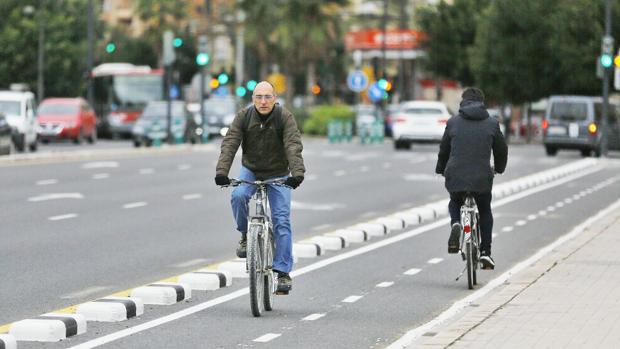 L’Ajuntament de València abordarà tretze nous projectes de carrils bici