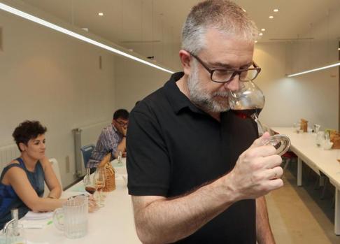 La UCLM ofertará un grado de Enología