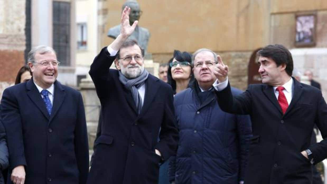 Antonio Silván, Mariano Rajoy, Juan Vicente Herrera y Juan Carlos Suárez-Quiñones, durante la visita del presidente del Gobierno a León