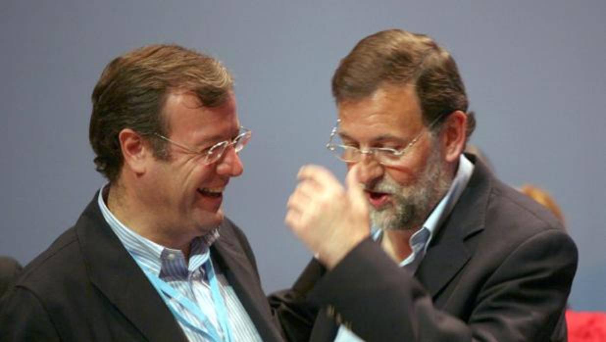 El alcalde de León, Antonio Silván, junto al presidente del Gobierno, Mariano Rajoy