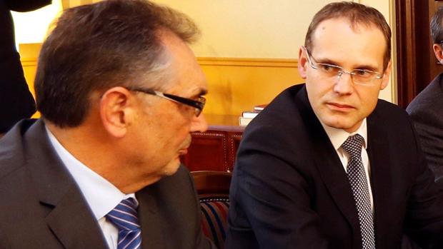 Opel da un ultimátum de cuatro días para llegar a un acuerdo en Figueruelas