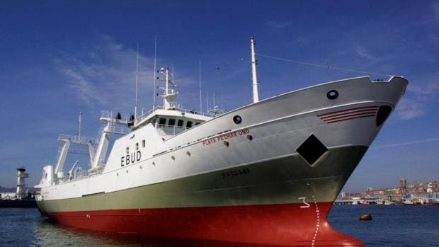 El capitán del pesquero apresado en Argentina defiende que faenaba en aguas internacionales
