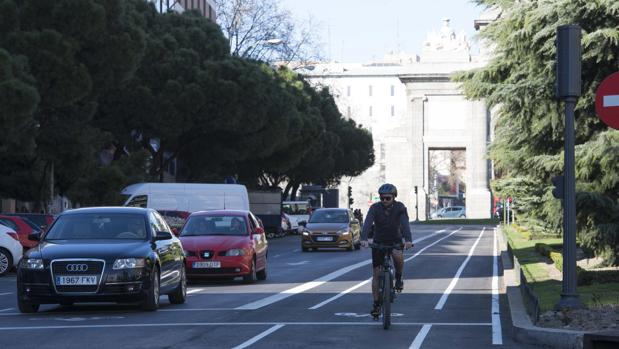 Las bicicletas podrán circular en sentido contrario en las calles residenciales y ciclocalles