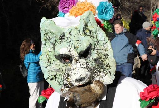 Carnaval de Almiruete, donde botargas y mascaritas esparcen fertilidad a la tierra