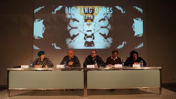 «Big Bang Dones. Feminismes en expansió», una reflexió sobre la imatge de la dona en la societat