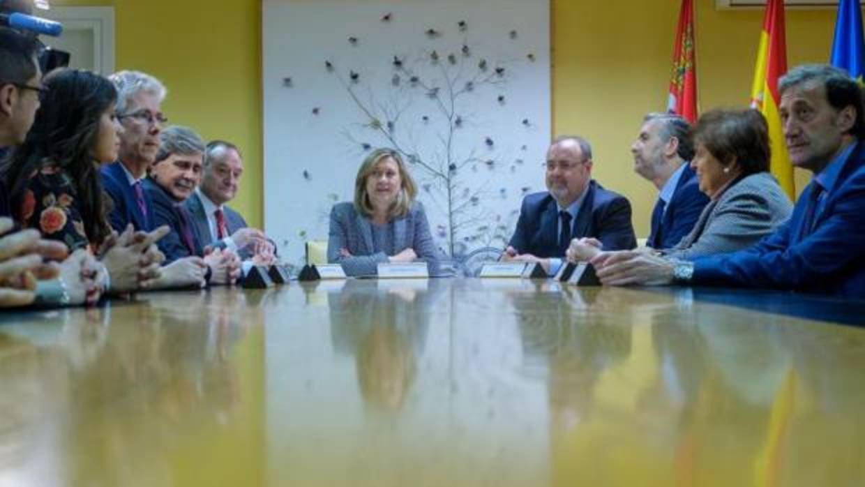 Fernando Rey y Pilar del Olmo, este pasado martes junto a los rectores de las universidades de Castilla y León