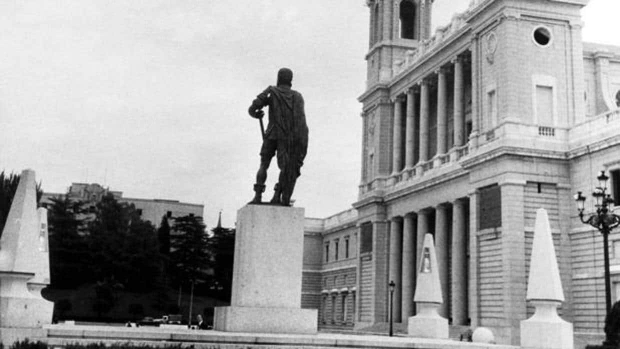 Cartas a la alcaldesa: La estatua perdida de Felipe II