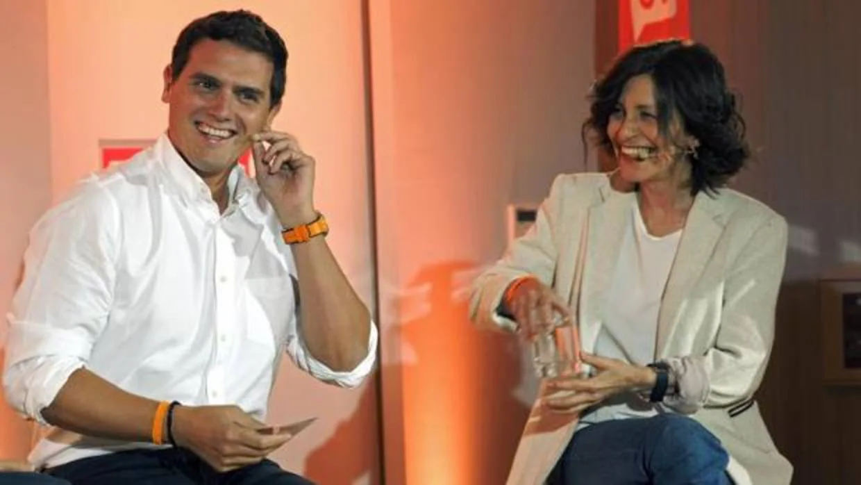 Albert Rivera, en un acto juntoa la candidata de Cs a la Presidencia de la Xunta, Cristina Losada, durante las elecciones autonómicas de 2016