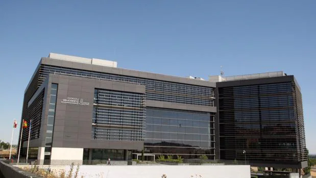 Edificio «Centro de Soluciones Empresariales» localizado en Arroyo de la Encomienda (Valladolid)