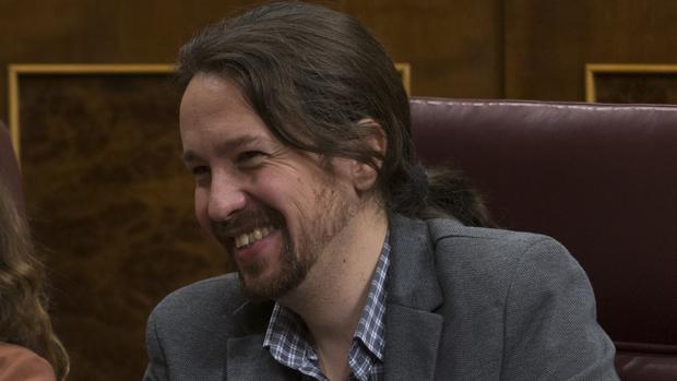 El Congreso da luz verde a la ley de Podemos para la igualdad retributiva