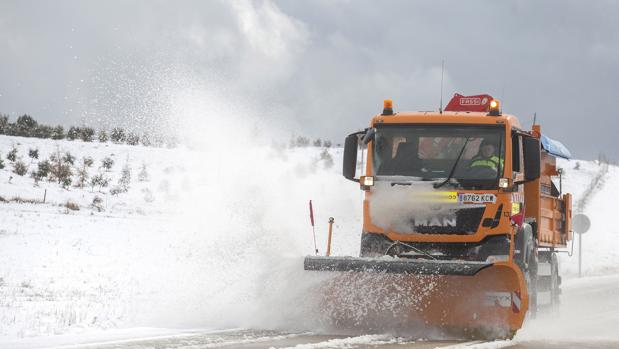 Valencia y Castellón, en alerta naranja por fuertes nevadas de cinco centímetros de espesor