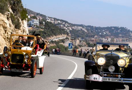 Imagen del rally al pasar por las carreteras del Garraf