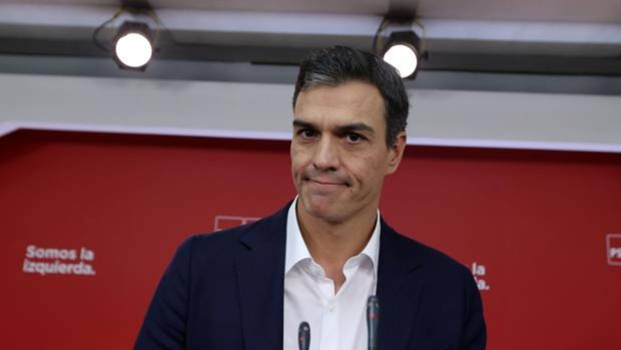 El líder del PSOE, Pedro Sánchez, durante la rueda de prensa