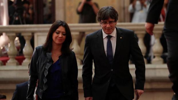 La mujer de Puigdemont cobrará 6.000 euros al mes por un programa de televisión de dos horas