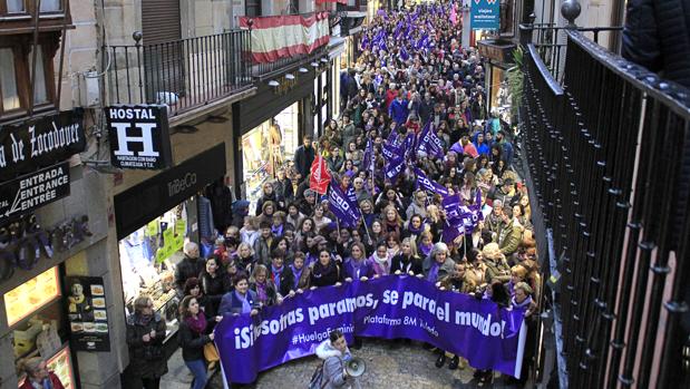 7.000 personas claman en Toledo por la mujer y el respeto a sus derechos