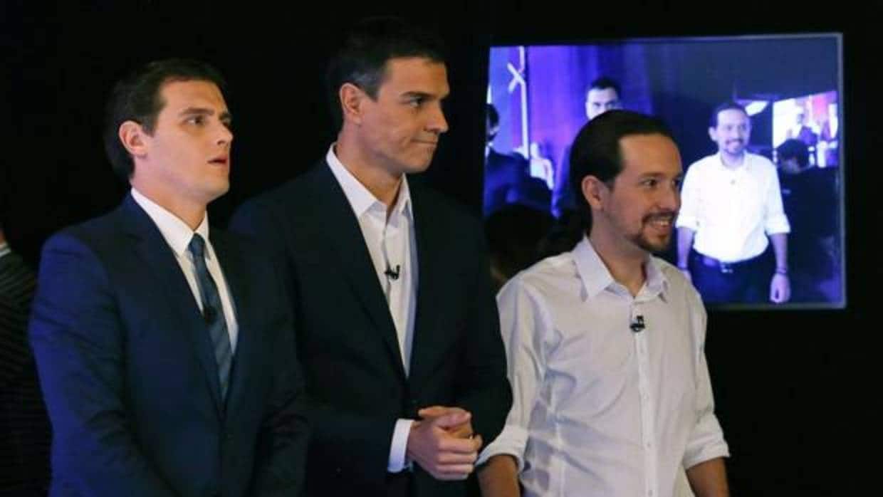 Albert Rivera, Pedro Sánchez y pablo Iglesias durante un debate en 2015