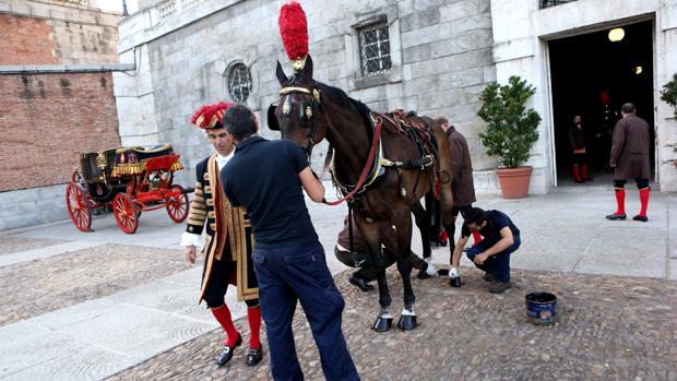 ABC muestra por primera vez las Caballerizas Reales: así se prepara la ceremonia más brillante del Estado