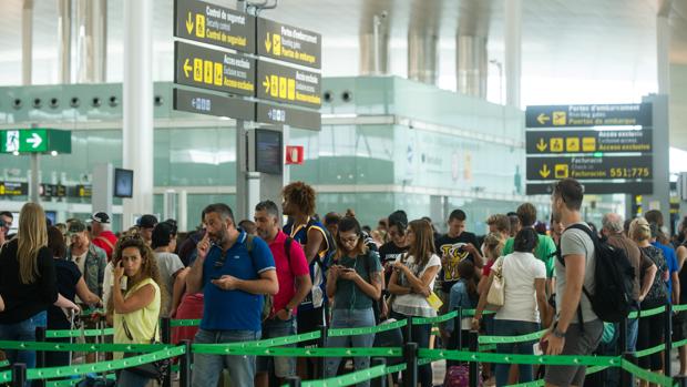 El Aeropuerto de Barcelona acumula un 8,7% de pasajeros más que el año pasado