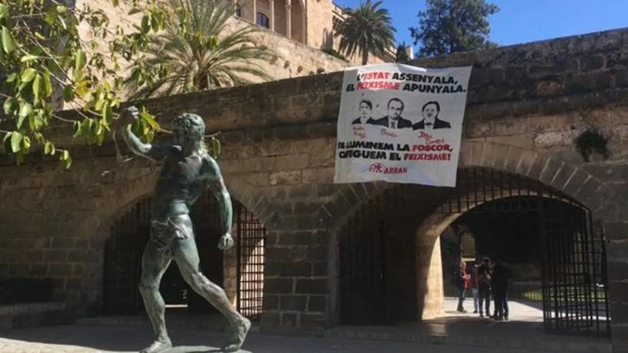 Imagen del cartel colocado en las calles de Palma