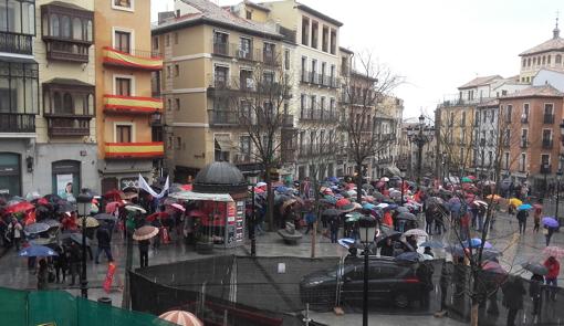 Los manifestantes, por Zocodover, camino de la calle Comercio