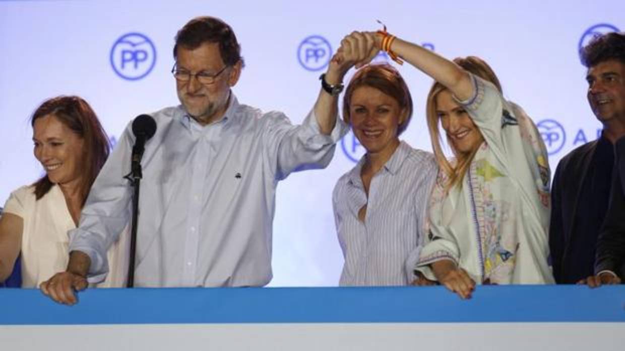 Mariano Rajoy y Cristina Cifuentes en 2016