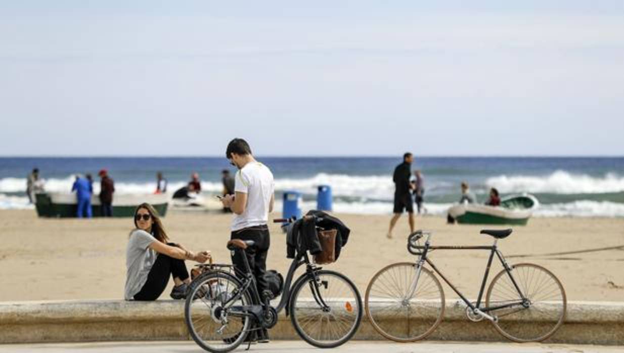 Imagen tomada este domingo en la playa de La Malvarrosa de Valencia