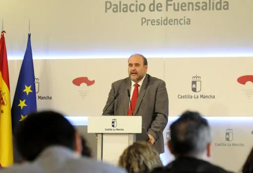 El vicepresidente primero José Luis Martínez Guijarro, en rueda de prensa
