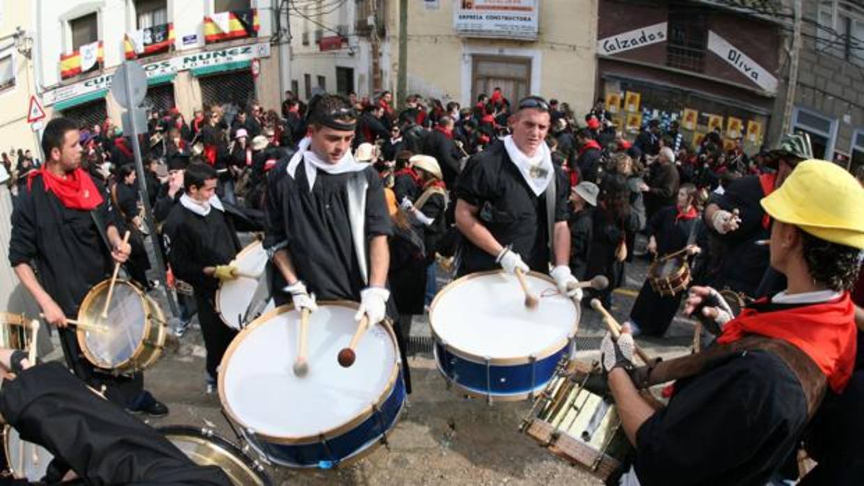 Tamborileros en la Semana Santa de Hellín