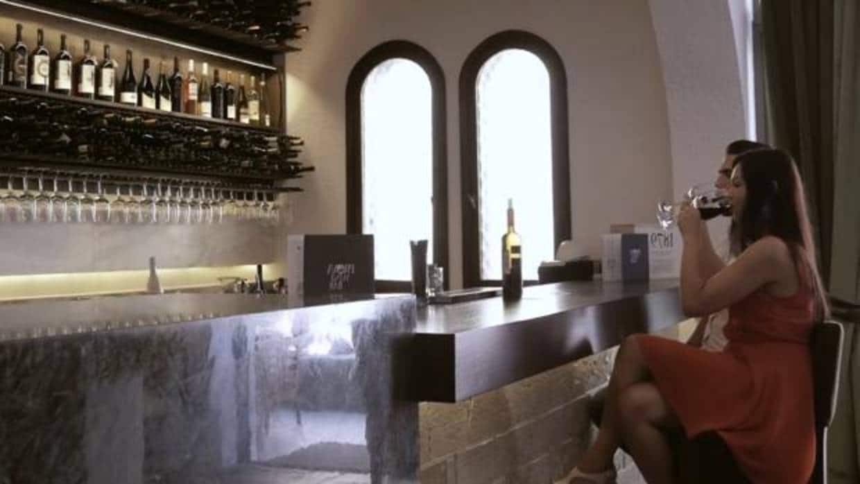 Un «sinpa» de 4.000 euros por dos botellas de vino