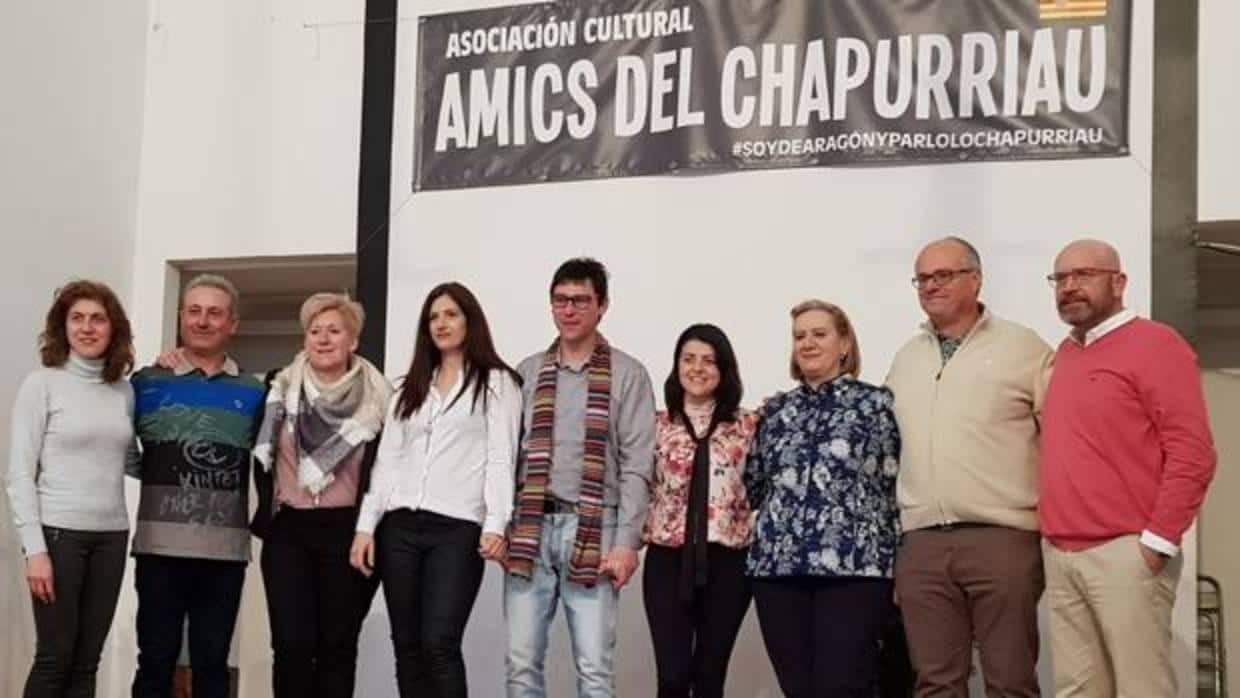 Represntantes de la nueva asociación de la lengua aragonesa, en un reciente acto de presentación de la entidad