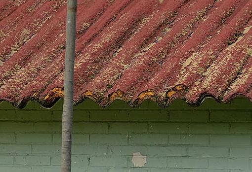 Estado del tejado de uno de los edificios de la escuela infantil Jeromín