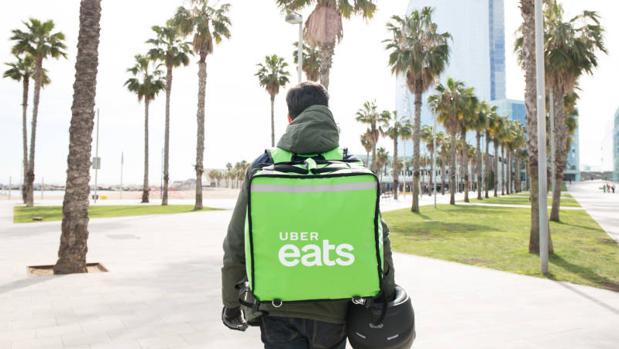 «Uber Eats», la app de comida a domicilio, vuelve a Barcelona