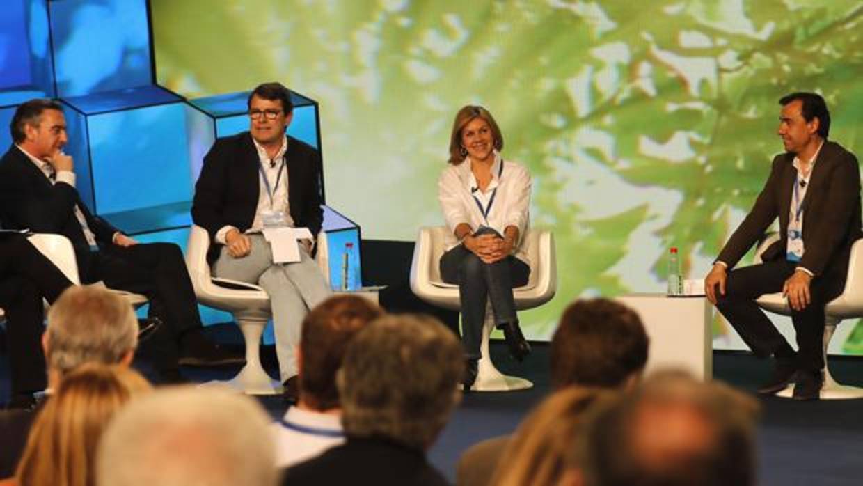 Fernández Mañueco interviene en la Convención de Sevilla junto al presidente del PP de Aragón, Cospedal y Martínez-Maillo