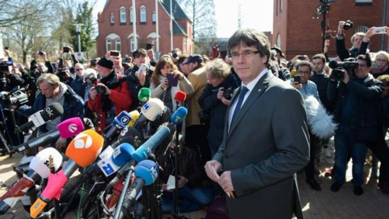 Puigdemont, en rueda de prensa desde Alemania