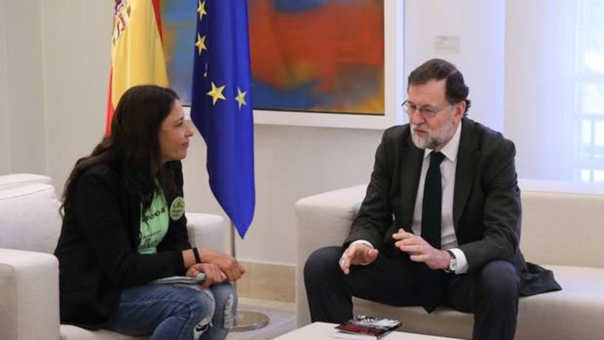 Una representante de «Las Kellys» recientemente recibida por Mariano Rajoy en Moncloa