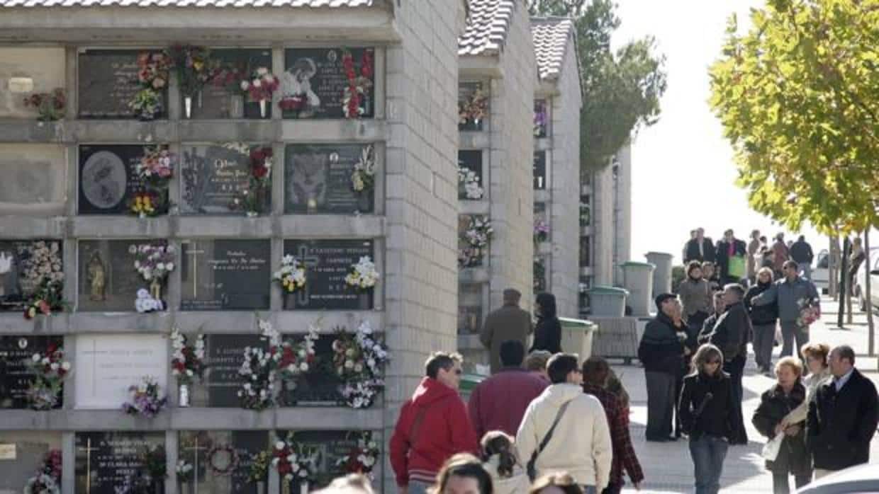 Imagen de archivo del zaragozano cementerio de Torrero