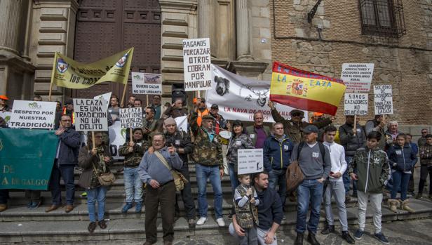 «Nos somos asesinos, la caza es nuestra forma de vida»